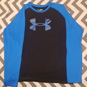 Boys Under Armour Heat Gear Top. Size YXL.